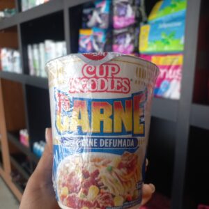 Cup Noodles de Carne
