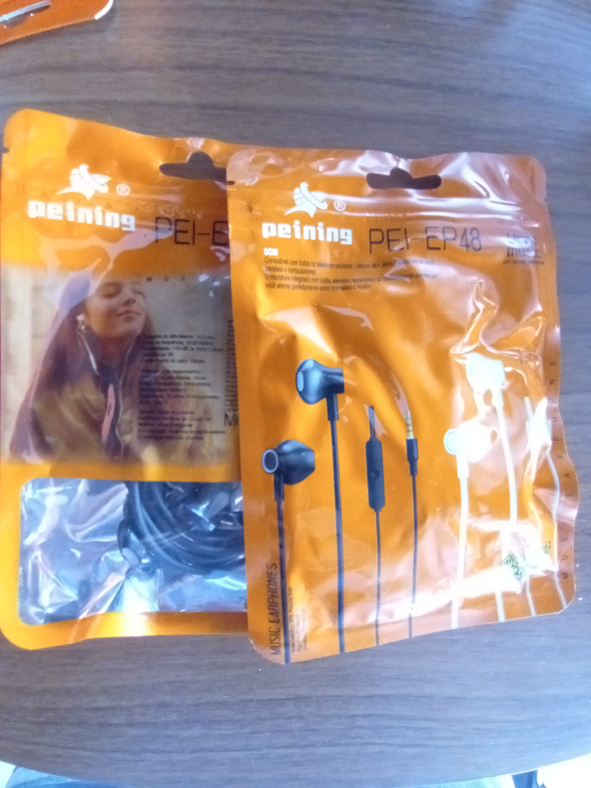 Fone de ouvido PEI-EP48