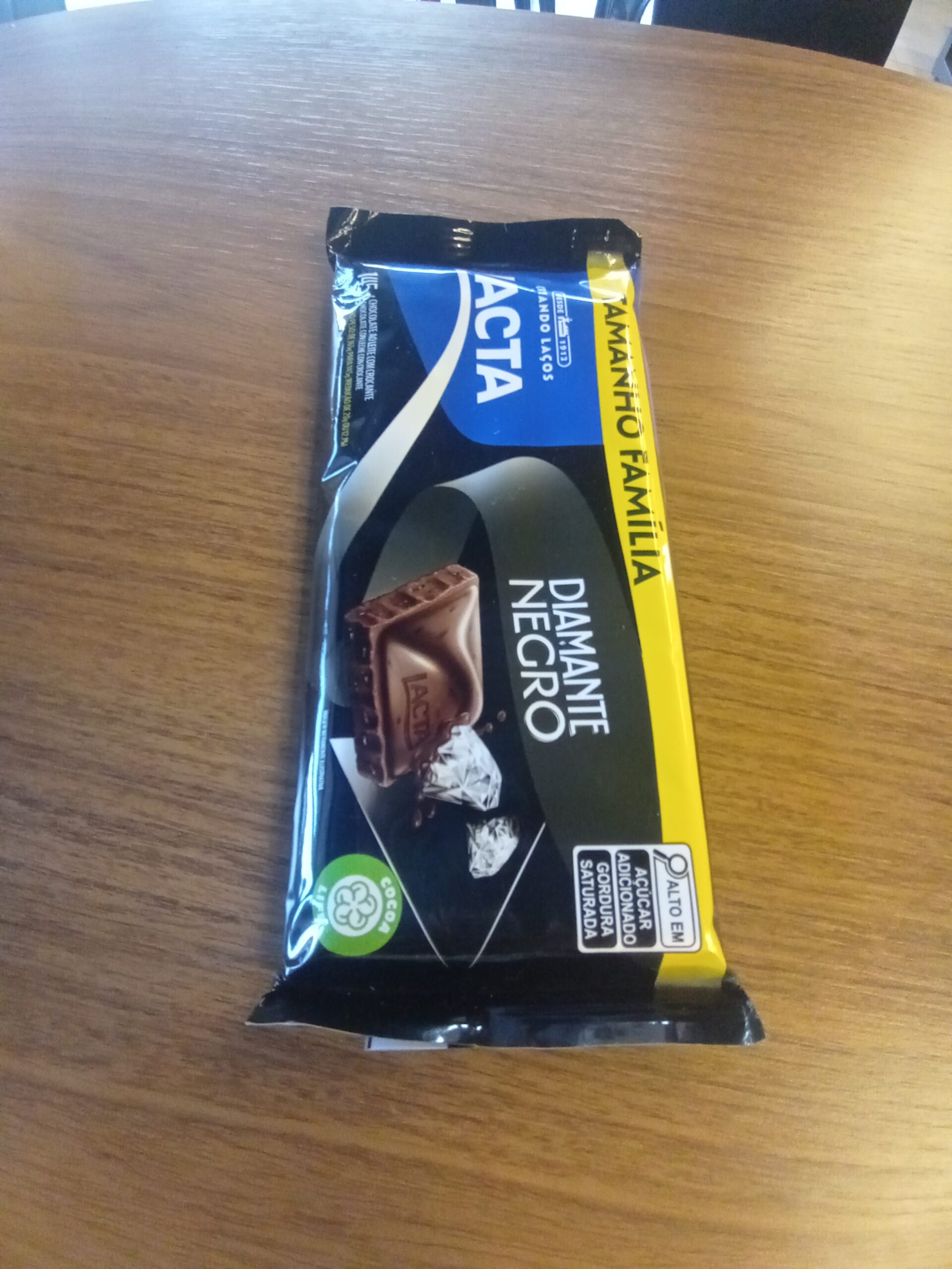 Diamante negro tamanho família