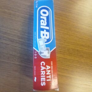 17485538220809061137612666480860 Creme Dental Oral-B com flúor